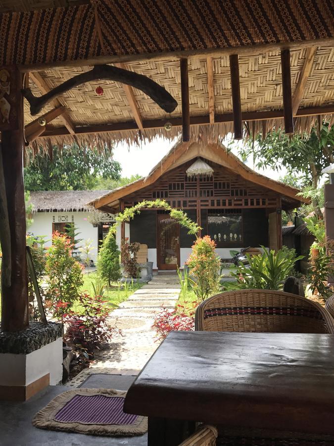 Villa Paradise Bukit Lawang Exterior photo